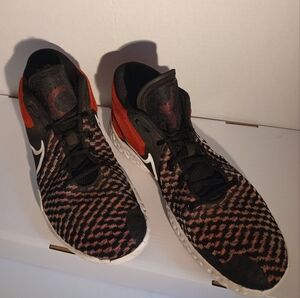 Nike KD Trey 5 VIII Bred Black White & Red Men’s Sneaker Size 9